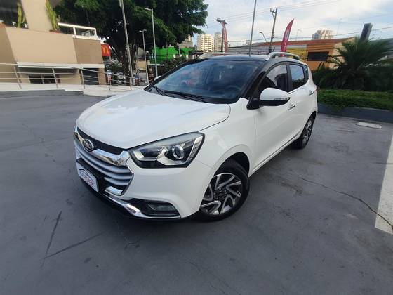 JAC T40 1.6 16V GASOLINA 4P CVT